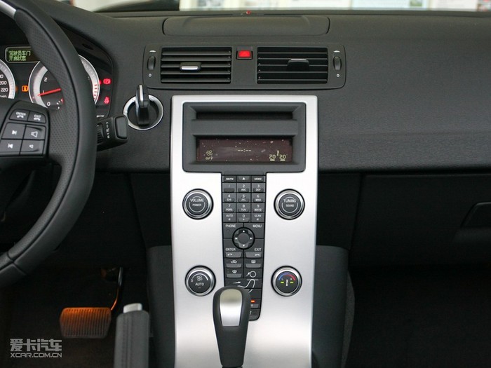 2010ֶC70