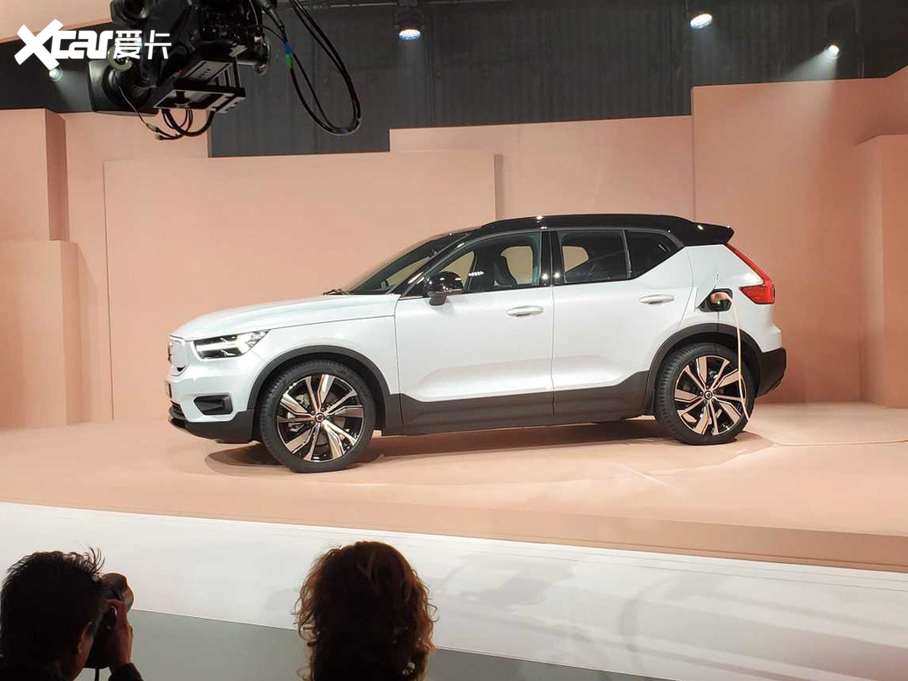 2020ֶXC40 RECHARGE() Recharge P8 AWD