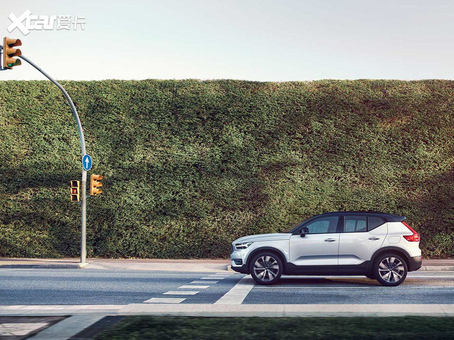 2020ֶXC40 RECHARGE() Recharge P8 AWD