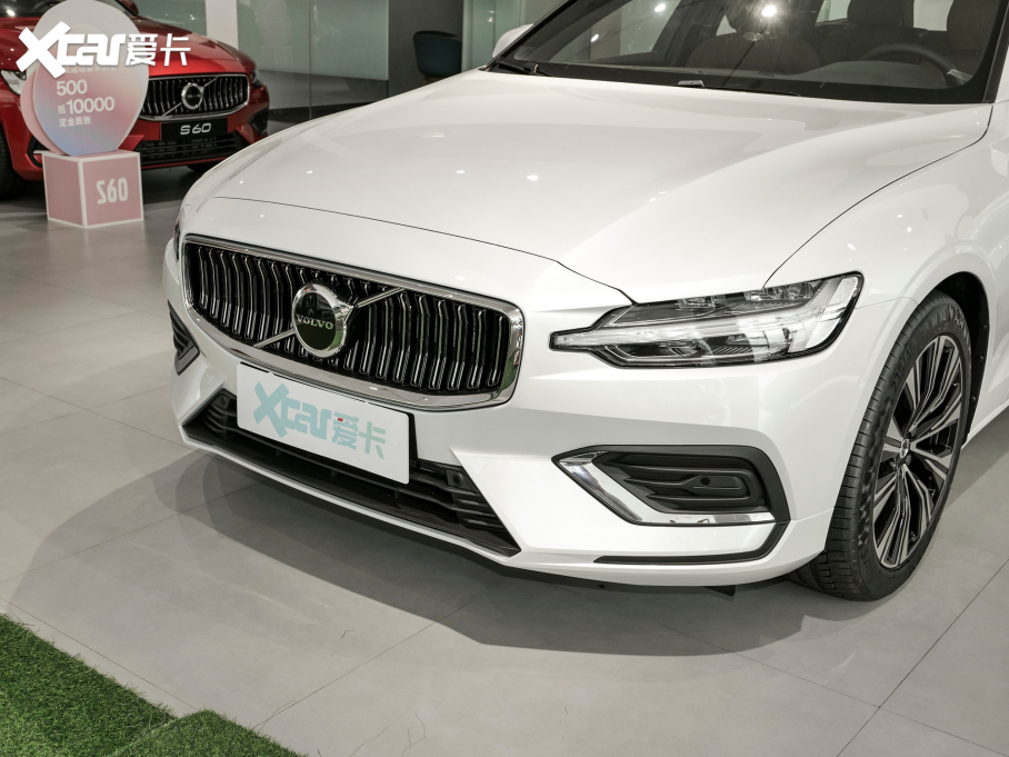 2023ֶV60 B5 Զ