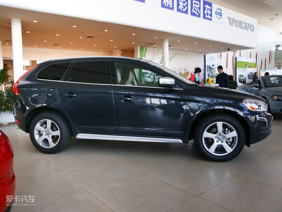 2010ֶXC60() R-design