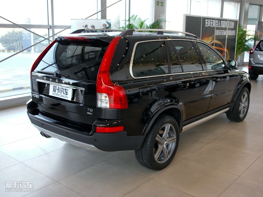 2010款沃尔沃xc9025t awd 运动版