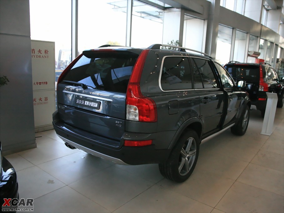 2010款沃尔沃xc9025t awd 运动版