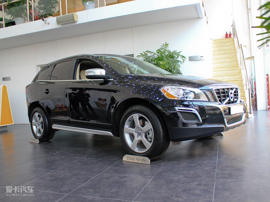 2011ֶXC60() 2.0T ˶