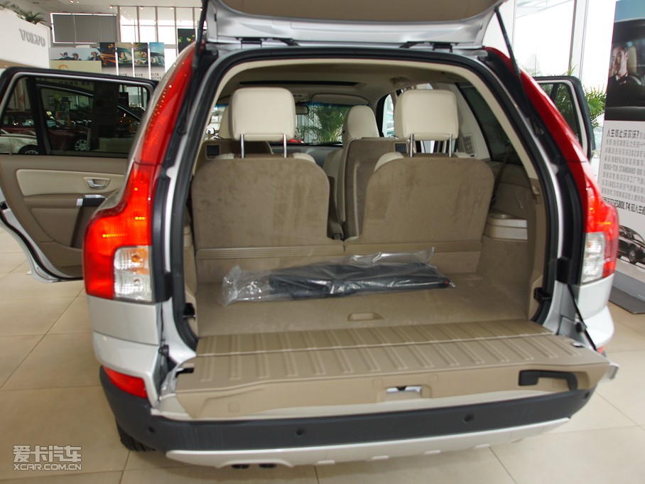 2011ֶXC90 3.2L AWD