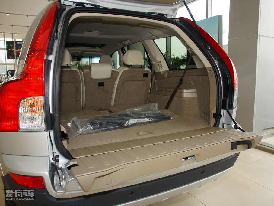 2011ֶXC90 3.2L AWD