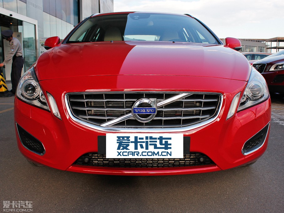 2013ֶV60 2.0T T5 Ű