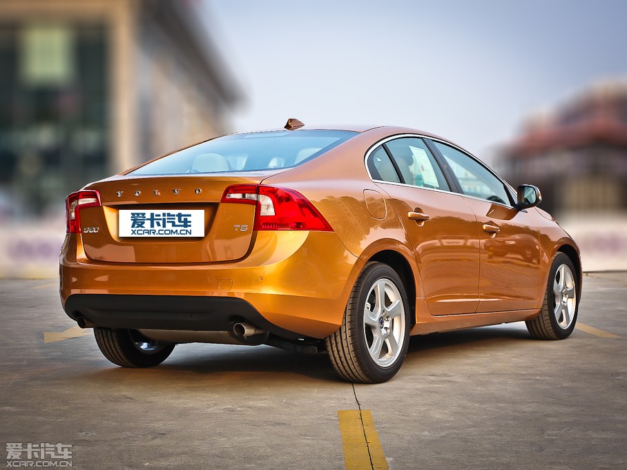 2012ֶS60() 2.0T T5 Ű