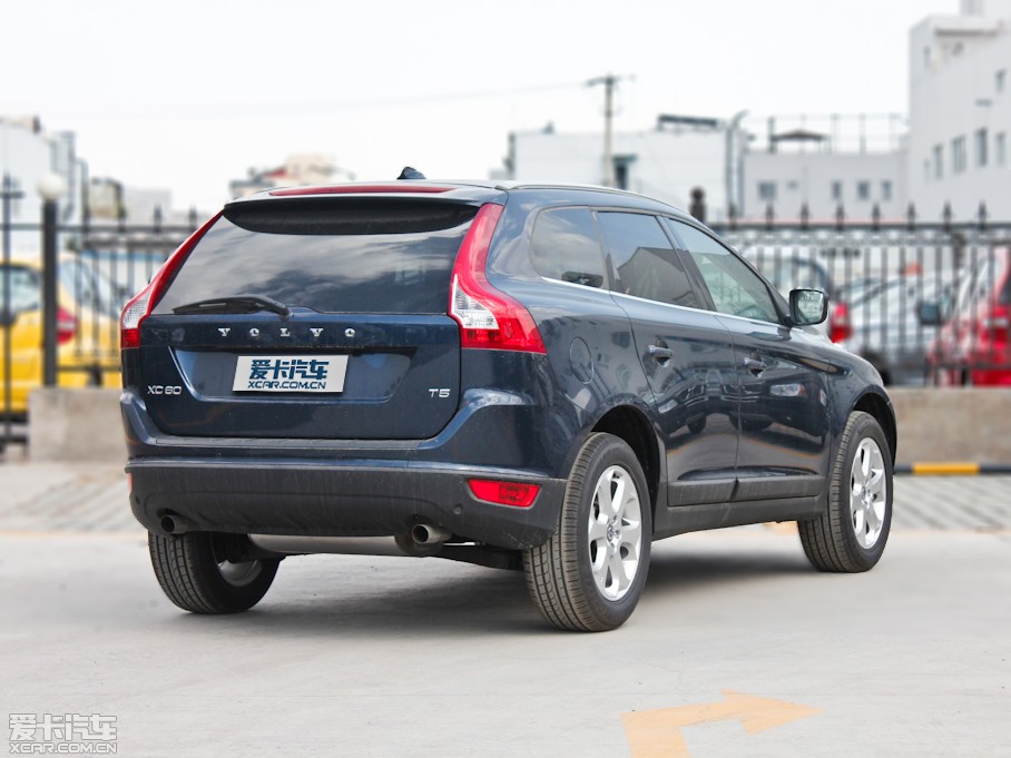 2012ֶXC60() 2.0T T5 Ű