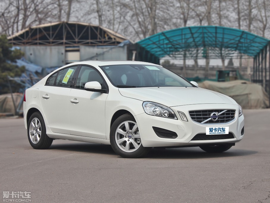 2013ֶS60() 2.0T ȡ