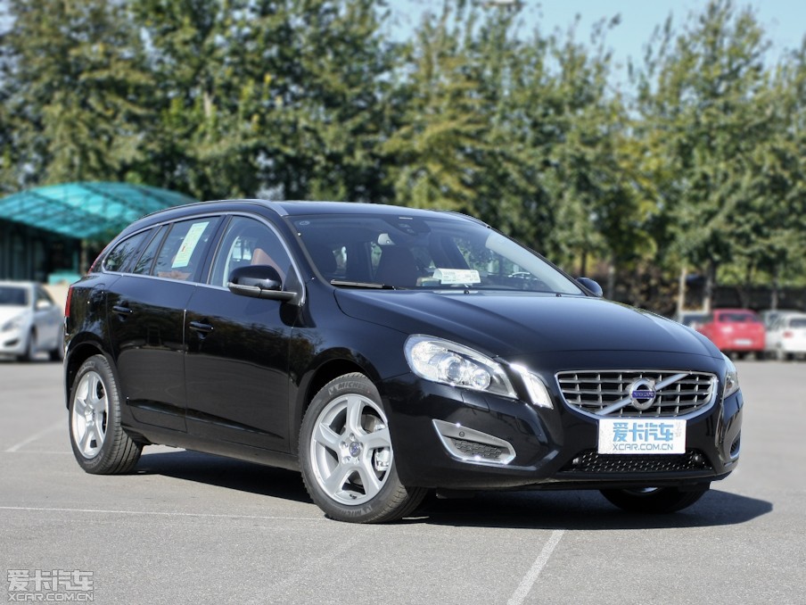 2013ֶV60 2.0T T5 Ű