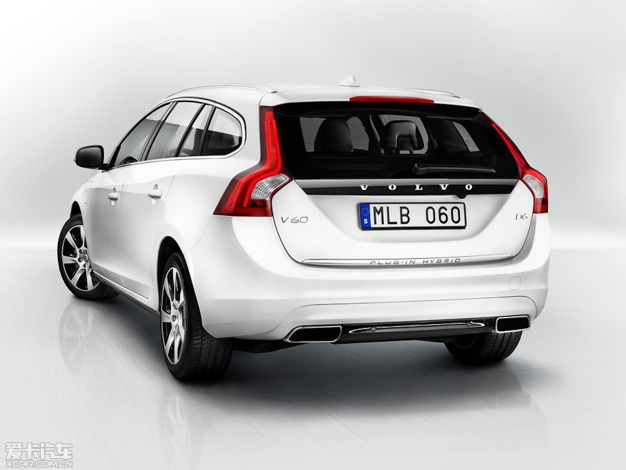 2014ֶV60 Plug-in Hybrid