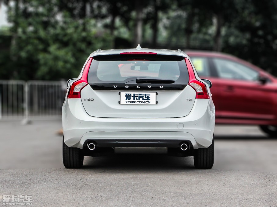 2014ֶV60 2.0T T5 ݰ 