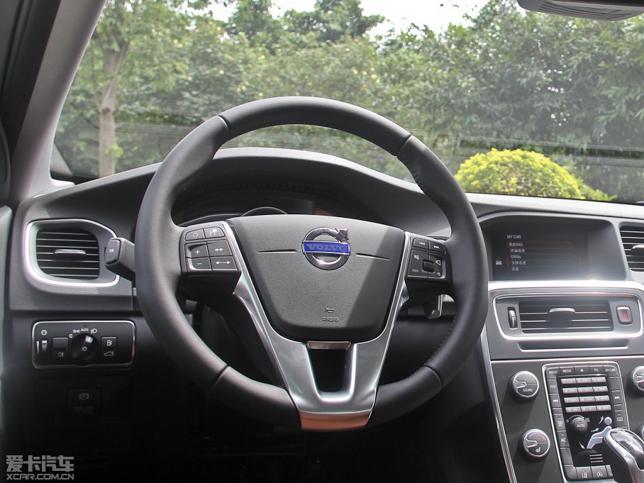 2014ֶS60() 2.0T T5 Ű