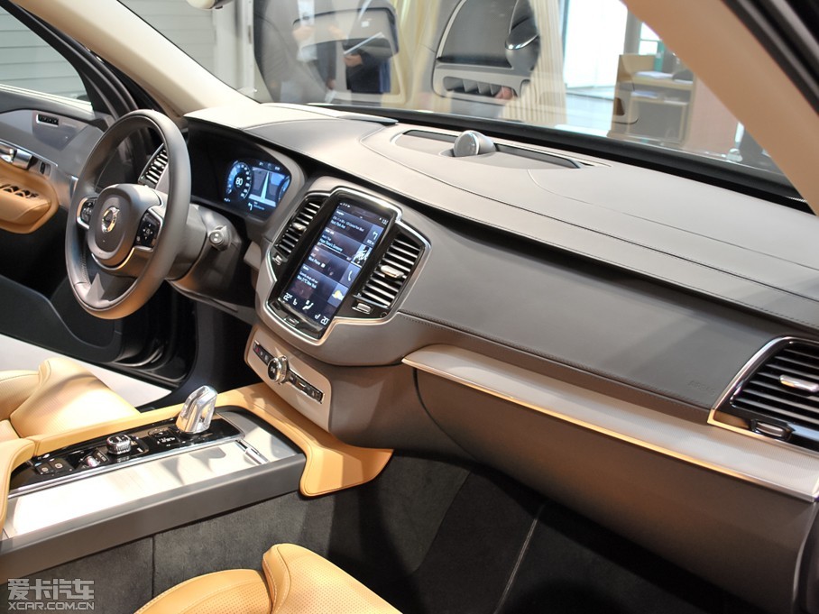 【2015款沃尔沃xc90t8 限量版_中控区_7/63张图片】_汽车图片大全