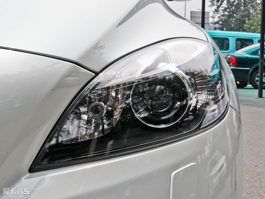 2015ֶV40 1.6T Ű