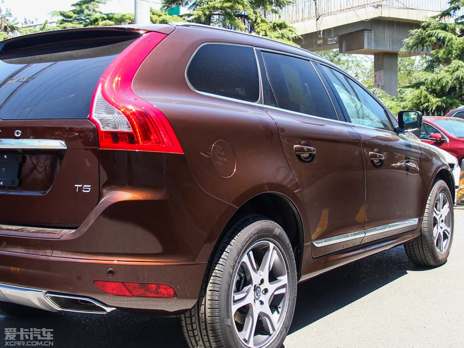 2015ֶXC60() 2.0T T5 Ű