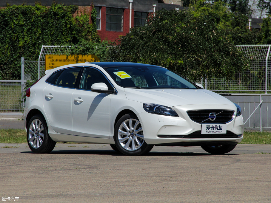 2016ֶV40 2.0T T4 Ű