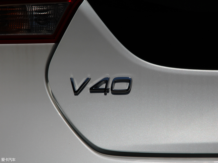 2016ֶV40 2.0T T4 Ű