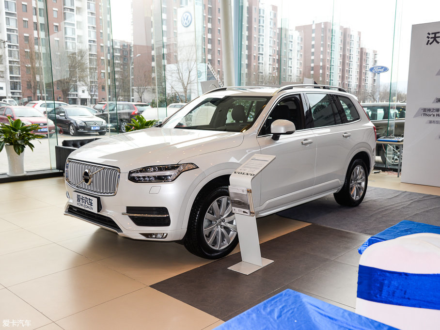 2017ֶXC90 T6 ݰ