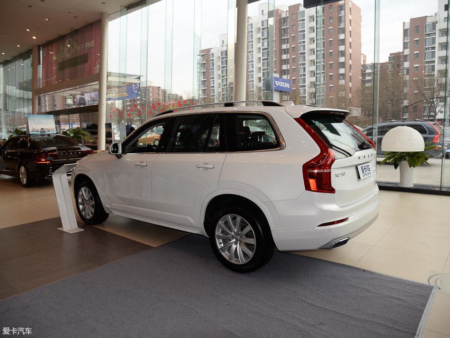 2017ֶXC90 T6 ݰ