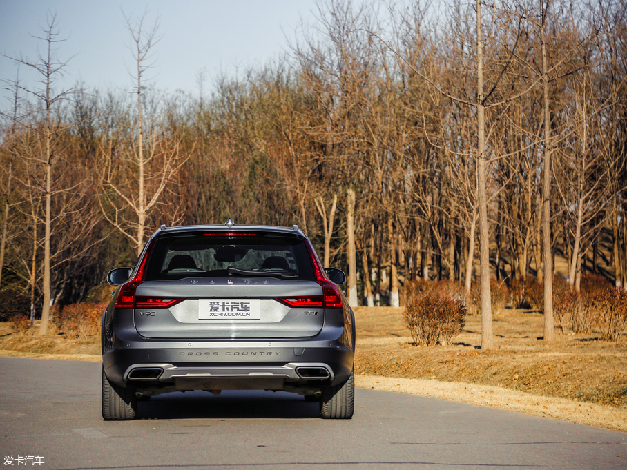 2017V90 Cross Country 2.0T T5 AWD 