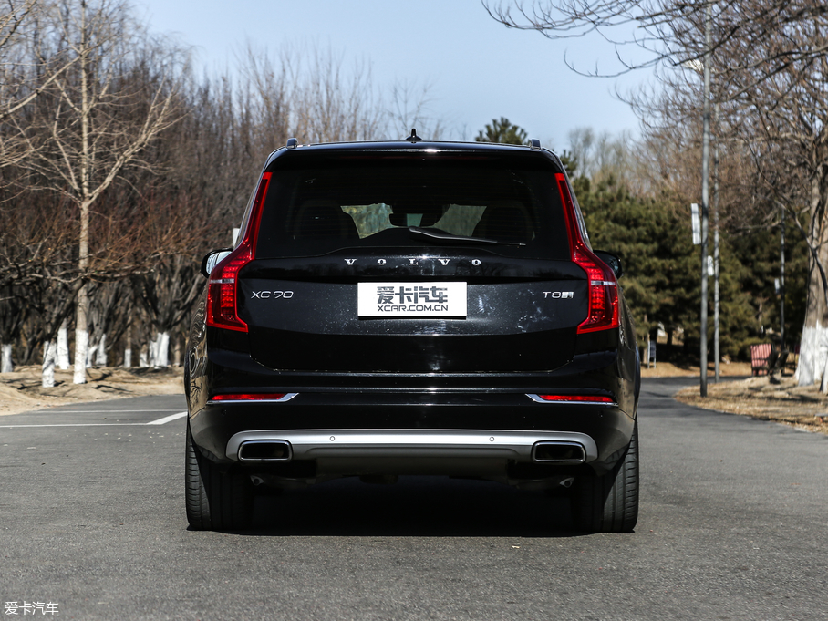 2018ֶXC90 RECHARGE T8 