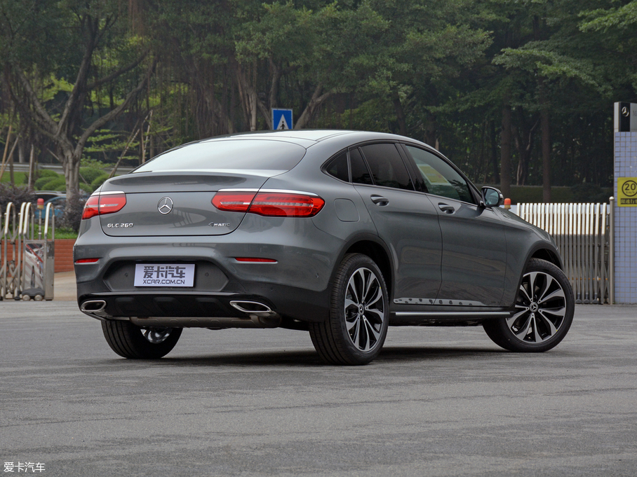 2018GLCCoupe() GLC 260 4MATIC SUV