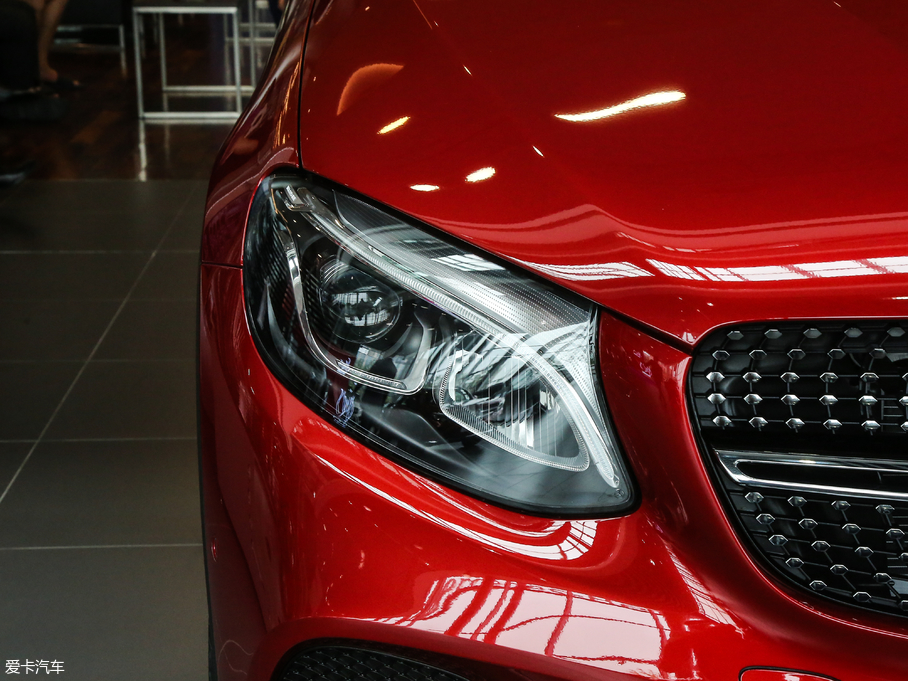 2018GLCCoupe() GLC 200 4MATIC SUV