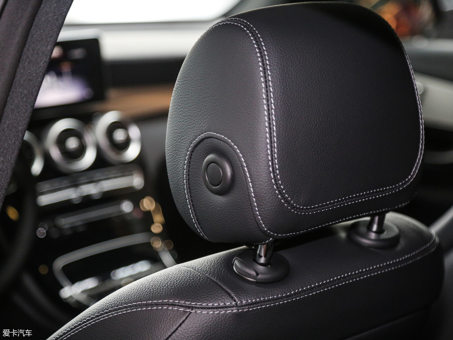 2018GLCCoupe() GLC 200 4MATIC SUV