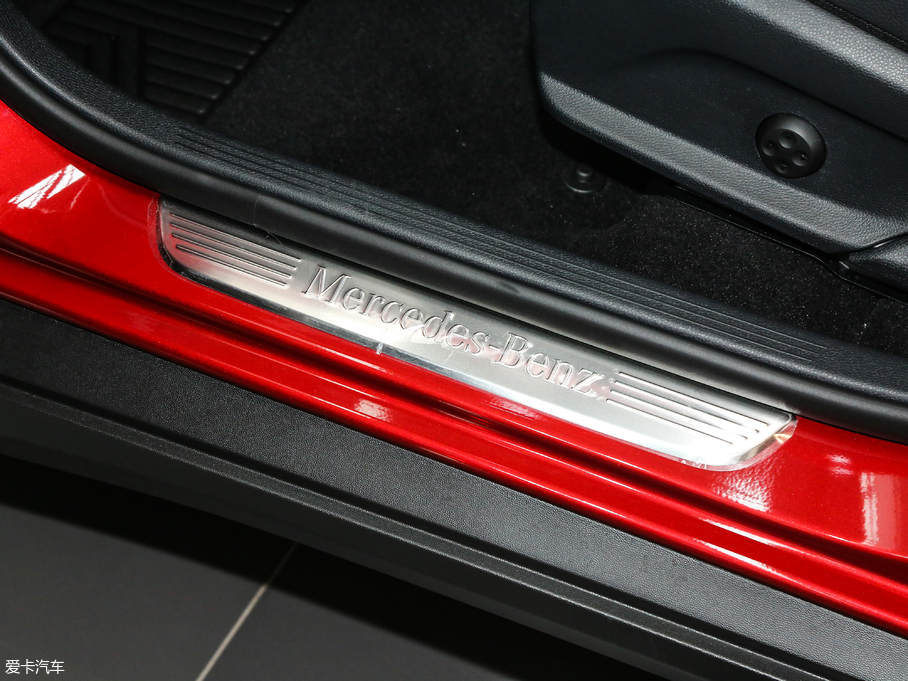2018GLCCoupe() GLC 200 4MATIC SUV