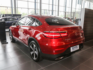 2018GLC 200 4MATIC SUV 45