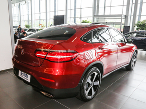 2018GLC 200 4MATIC SUV 