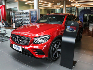 2018GLC 200 4MATIC SUV ǰ45