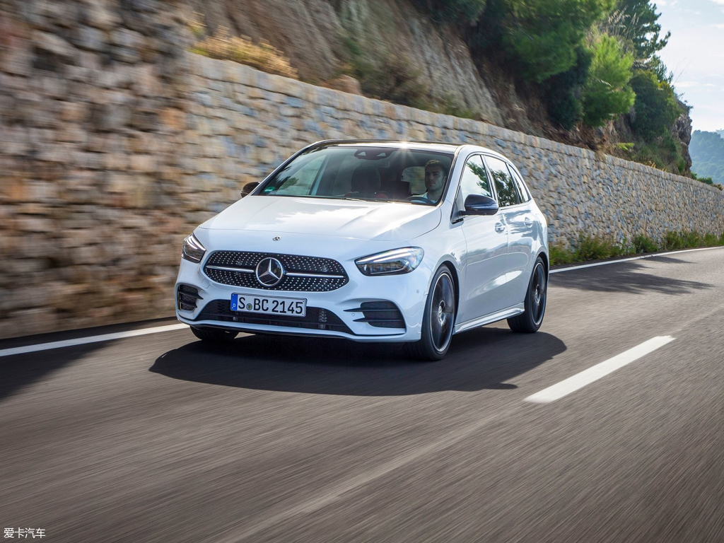 【2020款奔驰b级b 200 sport_整体外观_10/94张图片】_汽车图片大全