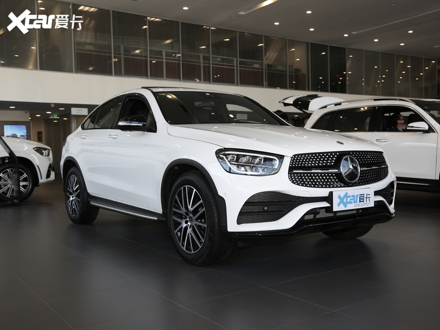 2020款奔馳glc轎跑suv glc 300 4matic 轎跑suv