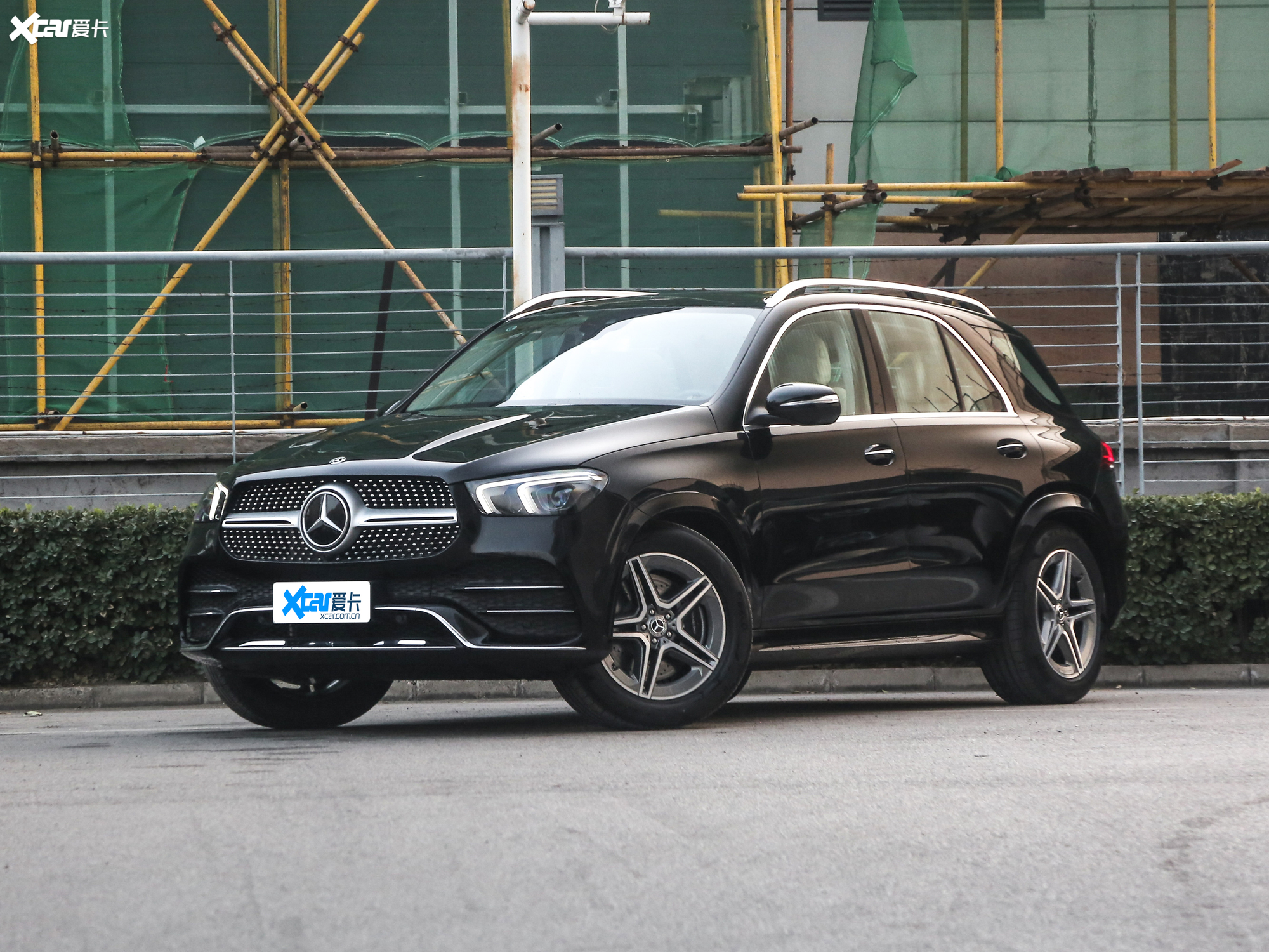 【2020款奔驰gle改款 gle 450 4matic 动感型_整体外观_17/2010张图片