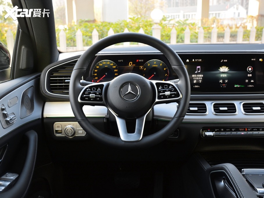 【2020款奔驰gle 轿跑suvgle 450 4matic 时尚型_中控区_1/431张图片