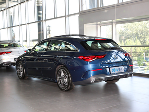 2020CLA 200 Shooting Brake 45