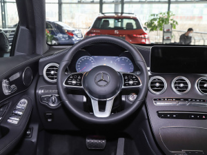 2021GLC 300 4MATIC SUV 