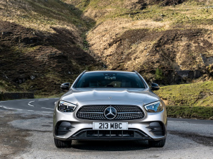 2021E 300 de 4MATIC AMG Line Estate 