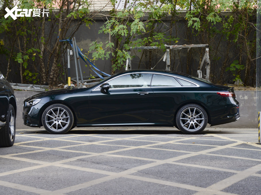 2023款奔驰e级双门 e 260 轿跑车