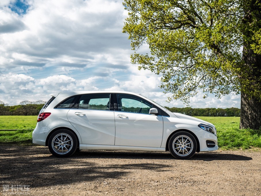 2015款奔驰b级b 220 cdi