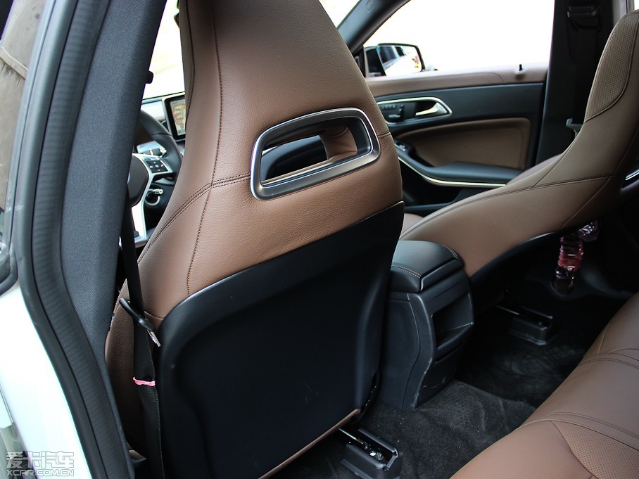【2014款奔驰cla级cla 260 4matic_空间座椅_125/795张图片】_汽车