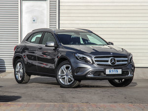 2015GLA 200 