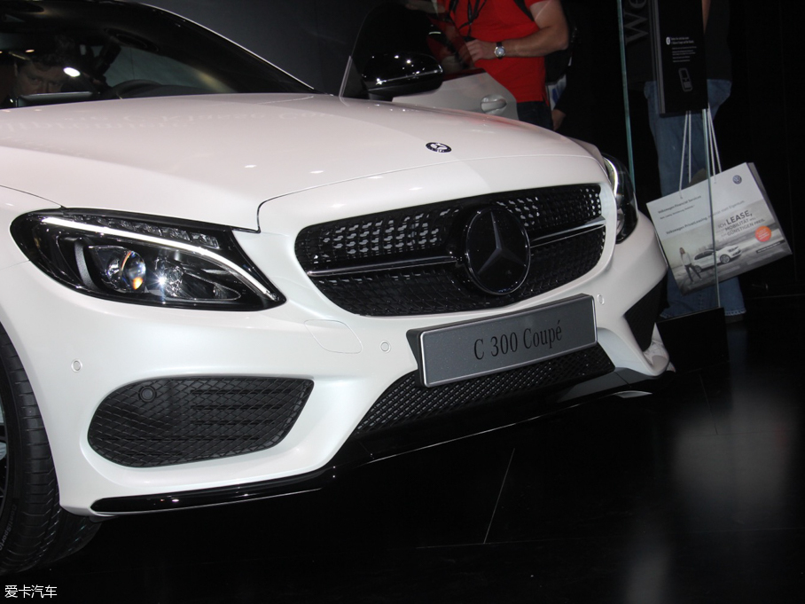 2016款奔驰c级coupec 300 轿跑车