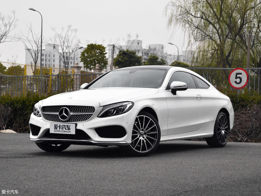 c 200 4matic 轿跑车 c 300 轿跑璨夜特别版 2017款奔驰c级coupe