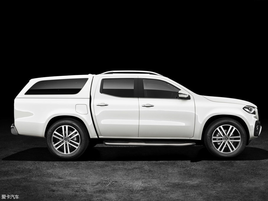 爱卡首页 汽车图片 奔驰 奔驰x级 2018款基本型  2018款奔驰x级 x350d