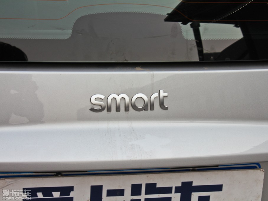 2011smart fortwo 1.0T ر