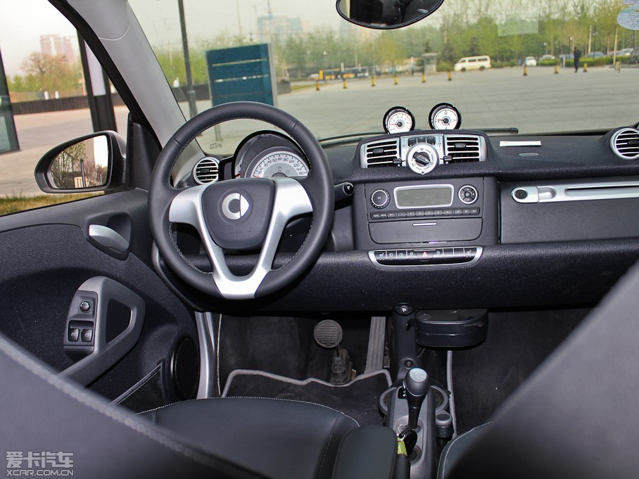 2011smart fortwo 1.0T 